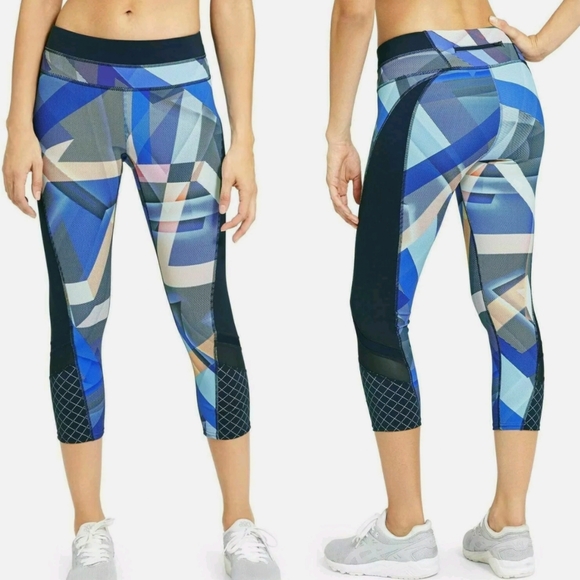 Athleta Sonar Capri Leggings Athletic Pants Womens XS Geo Workout Running Crop - Picture 1 of 11